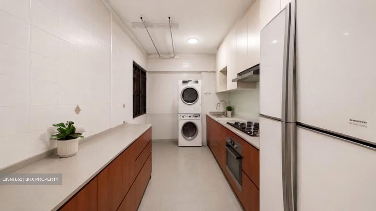 Blk 56 Strathmore Avenue (Queenstown), HDB 5 Rooms #560907541
